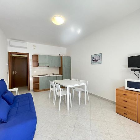 Villa Daniela Carraro Immobiliare - Family Apartments Lido di Jesolo Exterior foto